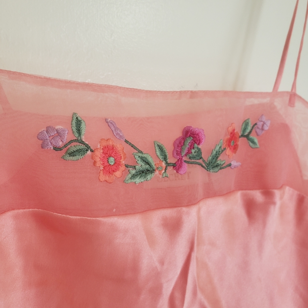 Vintage Victoria's Secret Embroidered Camisole Top - Picture 3 of 5